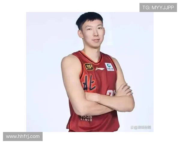 周琦爱子幼儿园毕业!与男篮叔叔互动害羞萌翻全网 周琦爱子幼儿园毕业!与男篮叔叔互动害羞萌翻全网